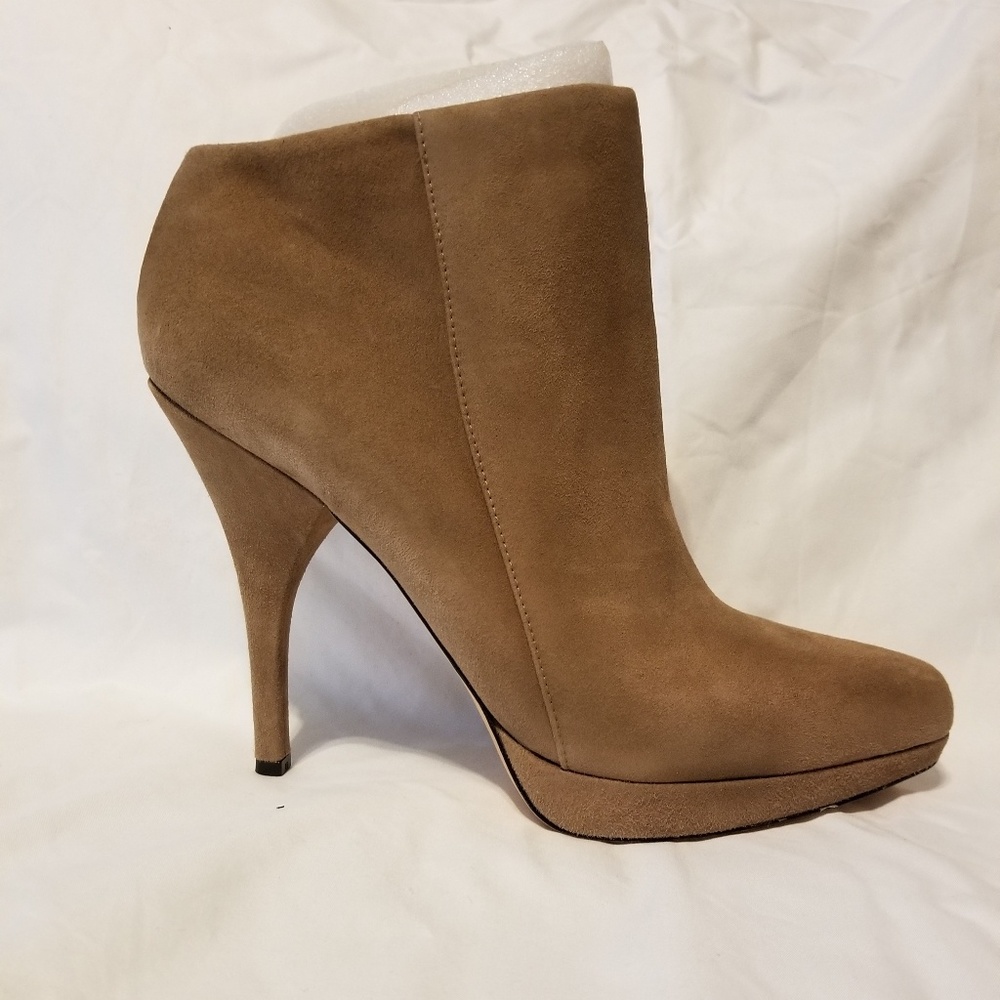 Camel suede bootie